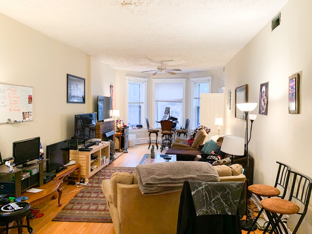 1834 N. Orleans St. 1834 N. Orleans St., Chicago, IL 60614 Old Town Triangle - Leasing by Cross Street
